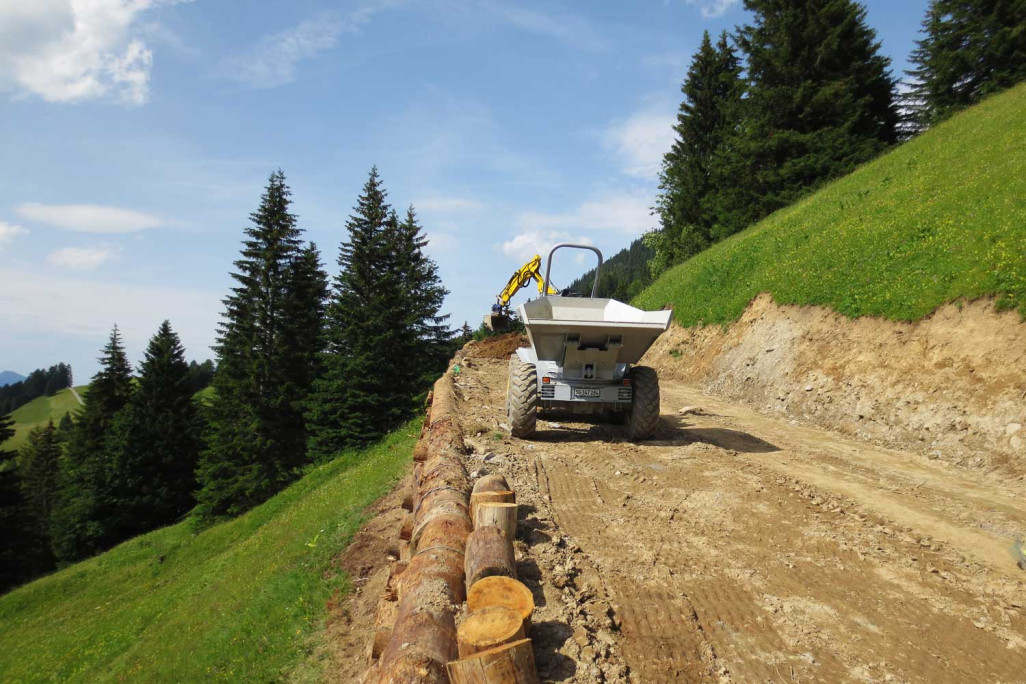 Bauarbeiten Verbreiterung Loipe Churwalden