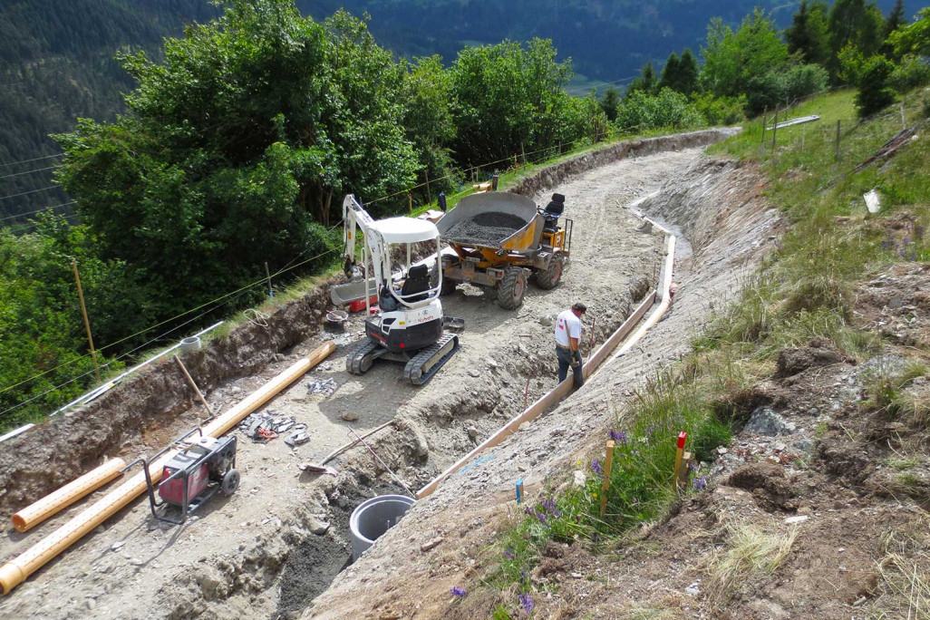 Ausbau Sanierung Werkleitung Strasse Brienz/Brinzauls