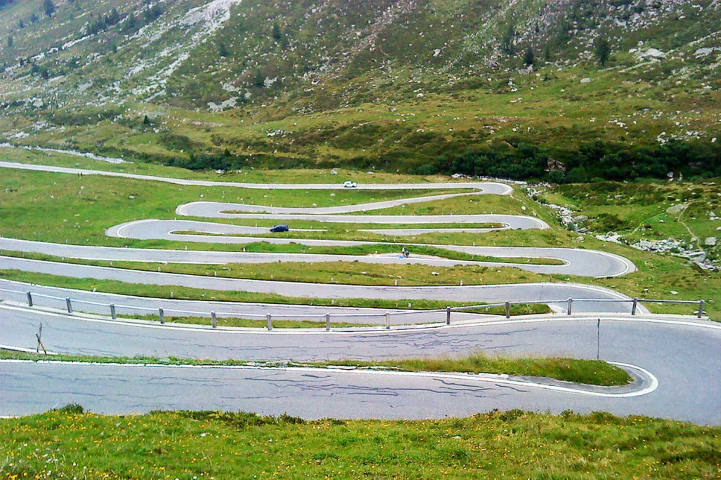 Strassensanierung Splügenpassstrasse Bodmastafel bis Schwarzhütte, HMQ AG.jpg